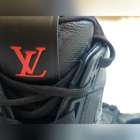 Louis Vuitton Trainer Eclipse - Picture 4 of 9